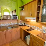 Palác Daun - *