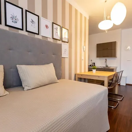 Appartamento Palác Daun - *