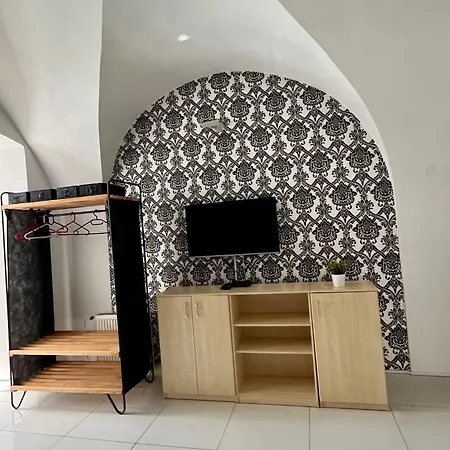 Palac Daun - Studio